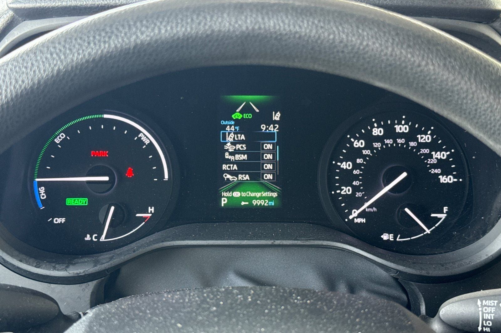 2023 Toyota Sienna LE 8 Passenger