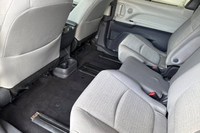 2024 Toyota Sienna LE 8 Passenger