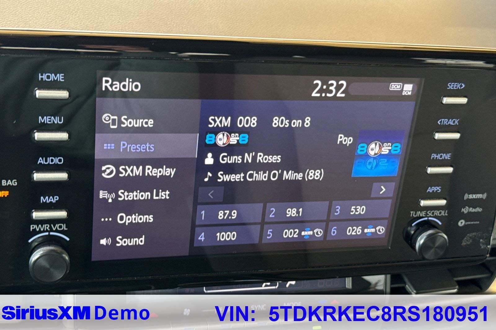 2024 Toyota Sienna LE 8 Passenger