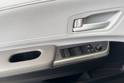 2025 Toyota Sienna LE 8 Passenger