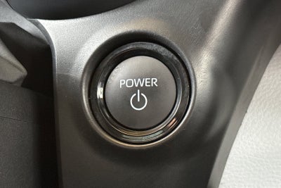 2025 Toyota Sienna LE 8 Passenger