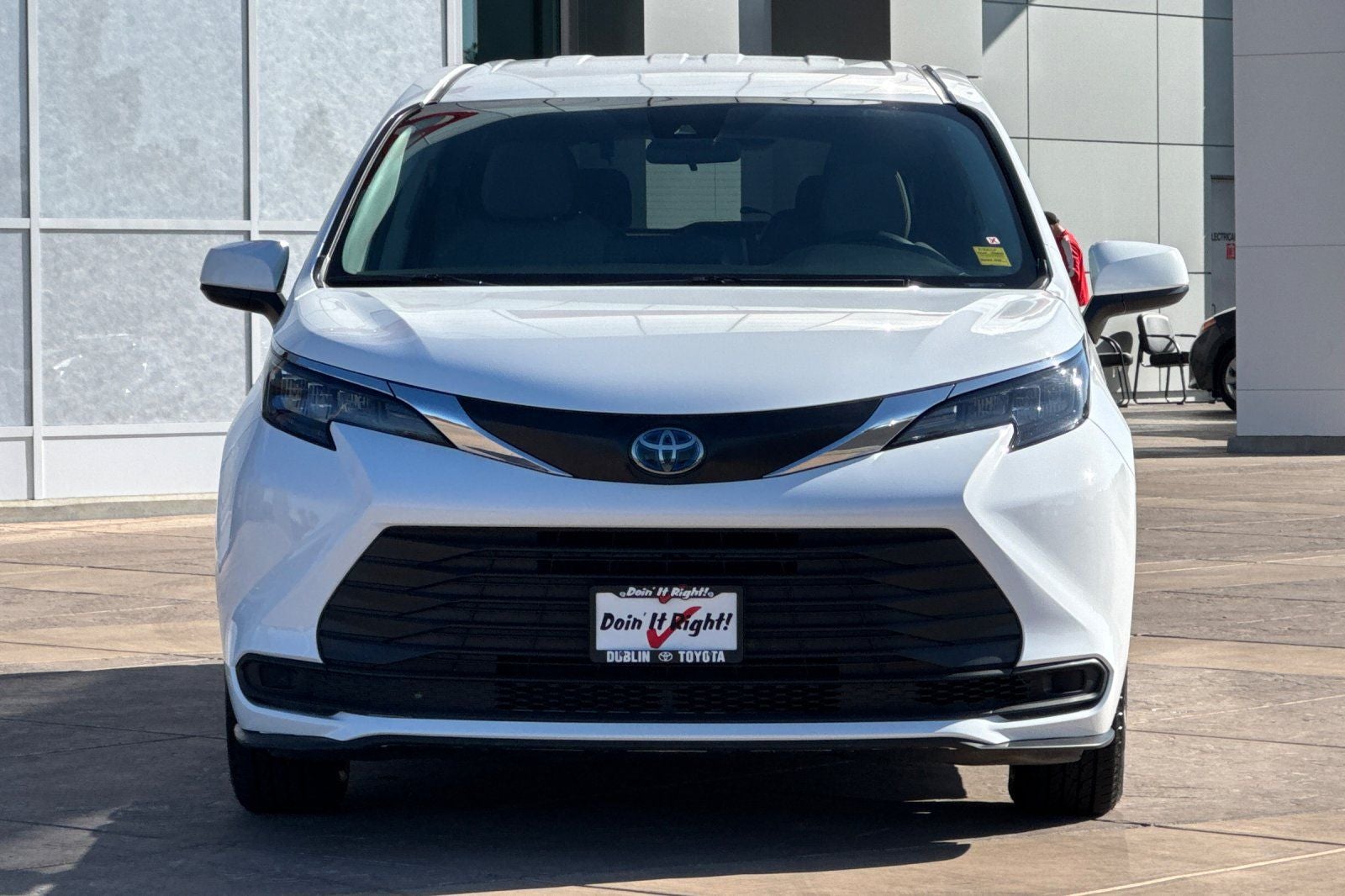 2024 Toyota Sienna LE 8 Passenger