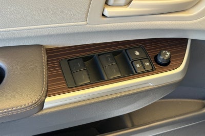 2024 Toyota Sienna LE 8 Passenger