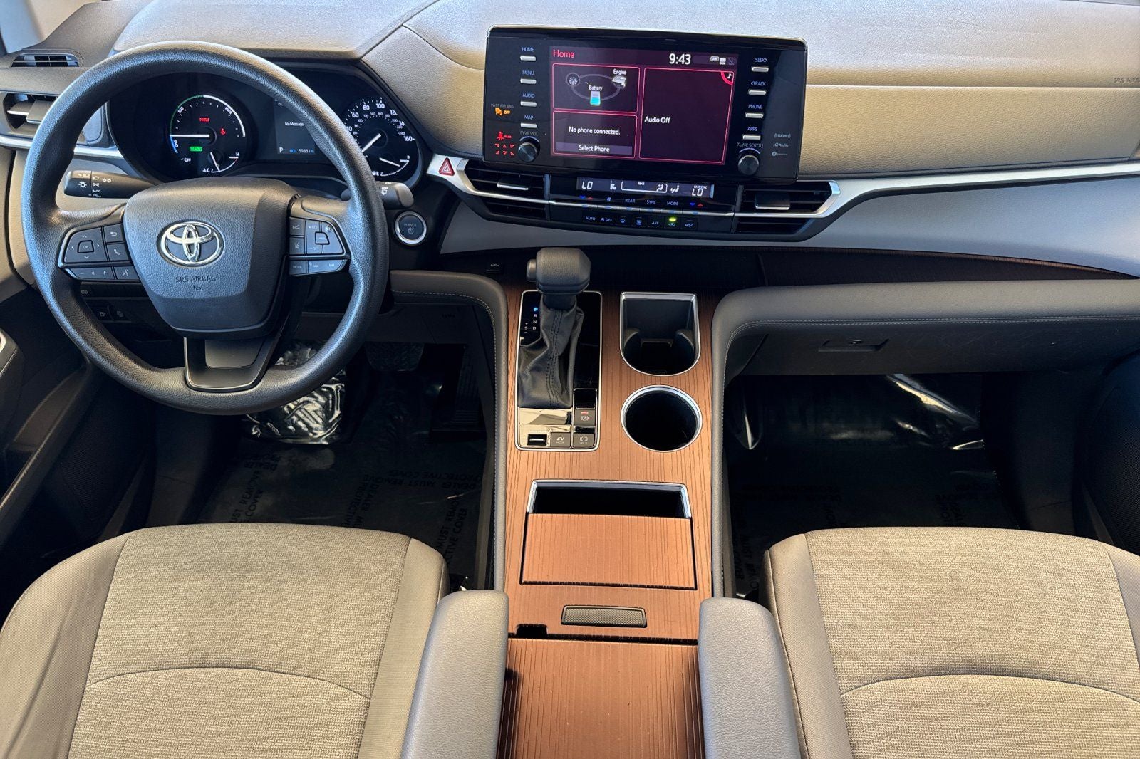 2024 Toyota Sienna LE 8 Passenger