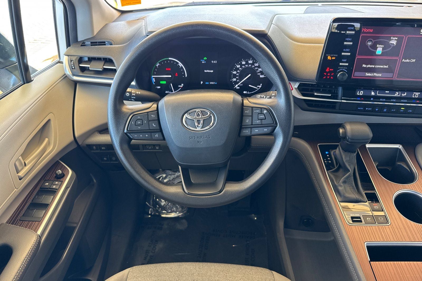 2024 Toyota Sienna LE 8 Passenger