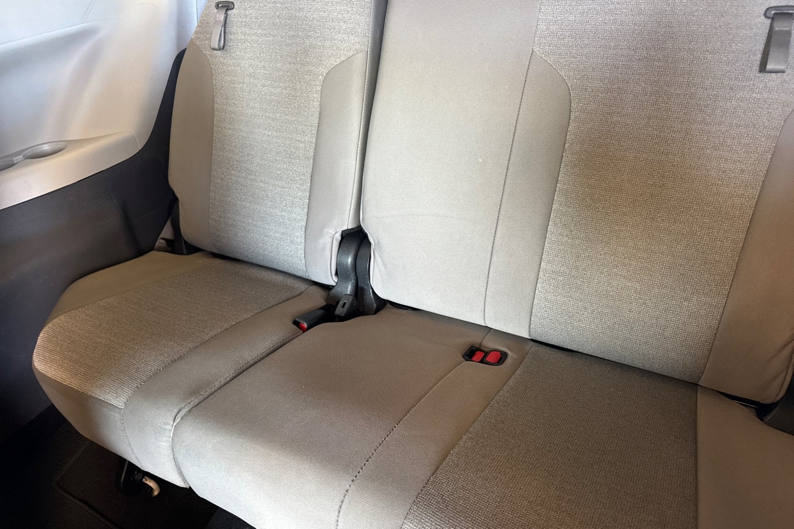 2024 Toyota Sienna LE 8 Passenger