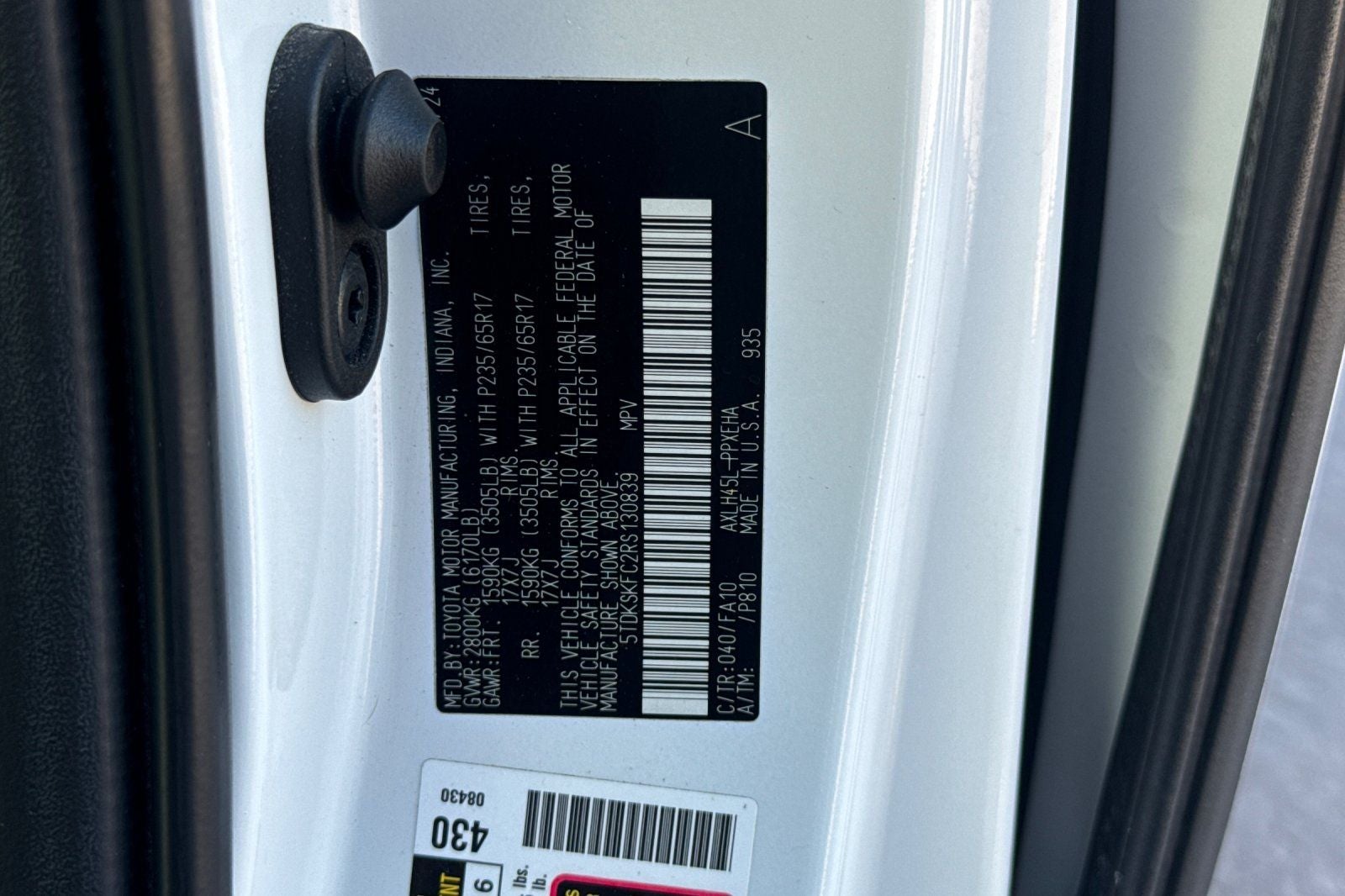 2024 Toyota Sienna LE 8 Passenger