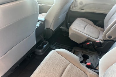 2024 Toyota Sienna LE 8 Passenger
