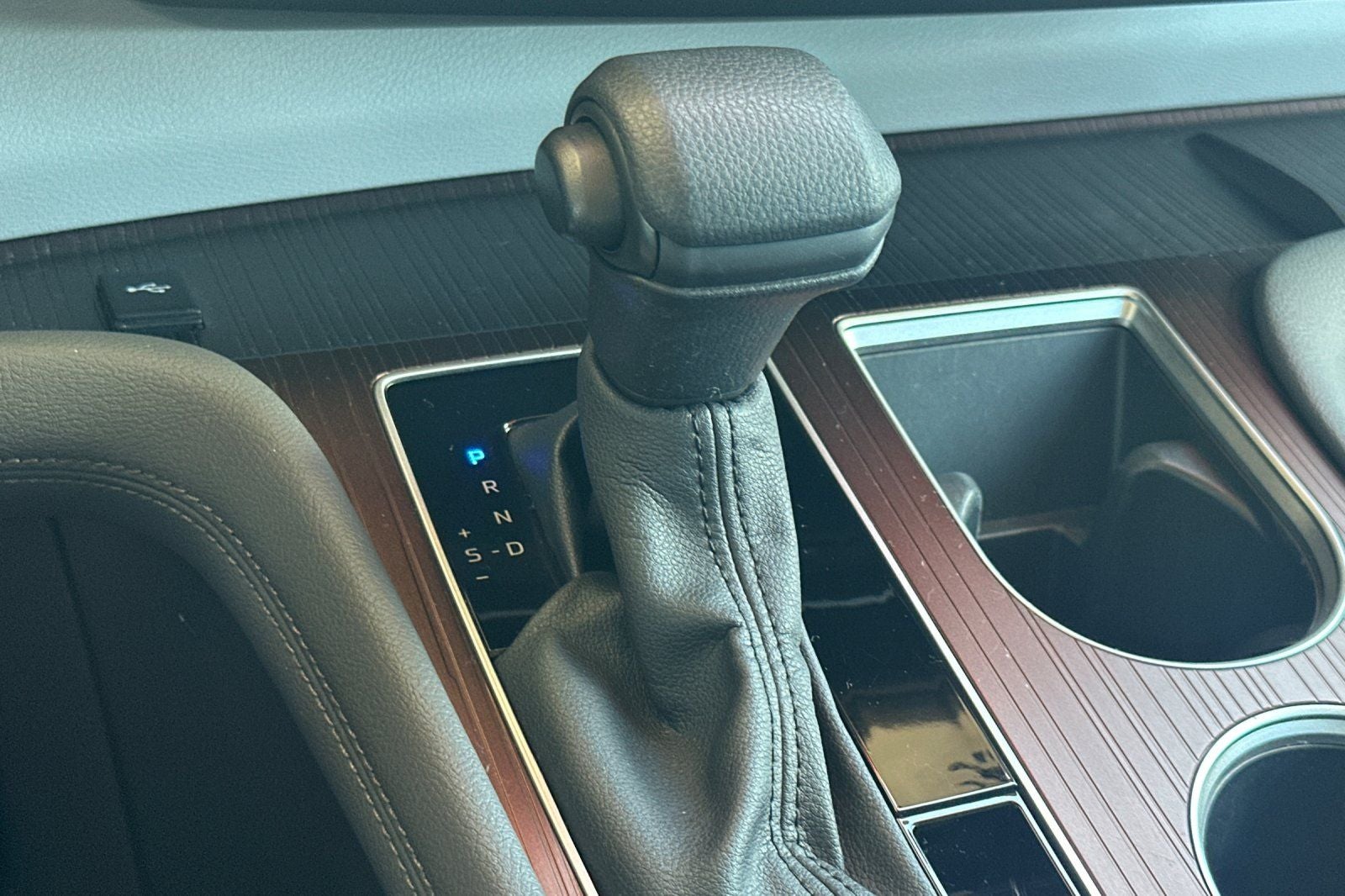 2024 Toyota Sienna LE 8 Passenger