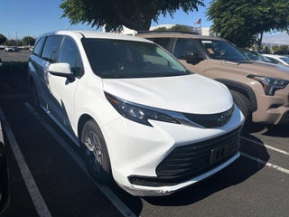 2024 Toyota Sienna LE 8 Passenger