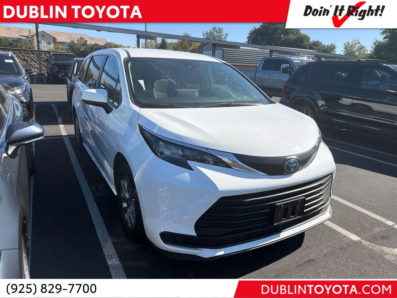 2024 Toyota Sienna LE 8 Passenger
