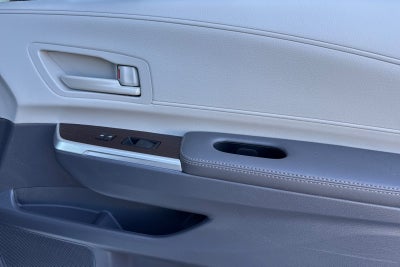 2024 Toyota Sienna LE 8 Passenger