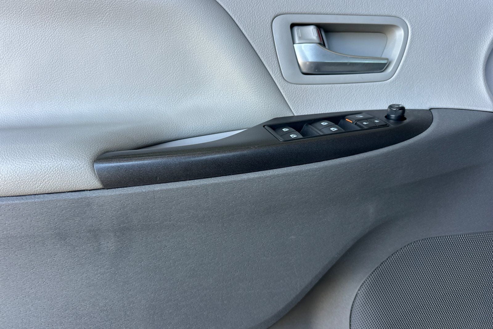 2018 Toyota Sienna LE 8 Passenger