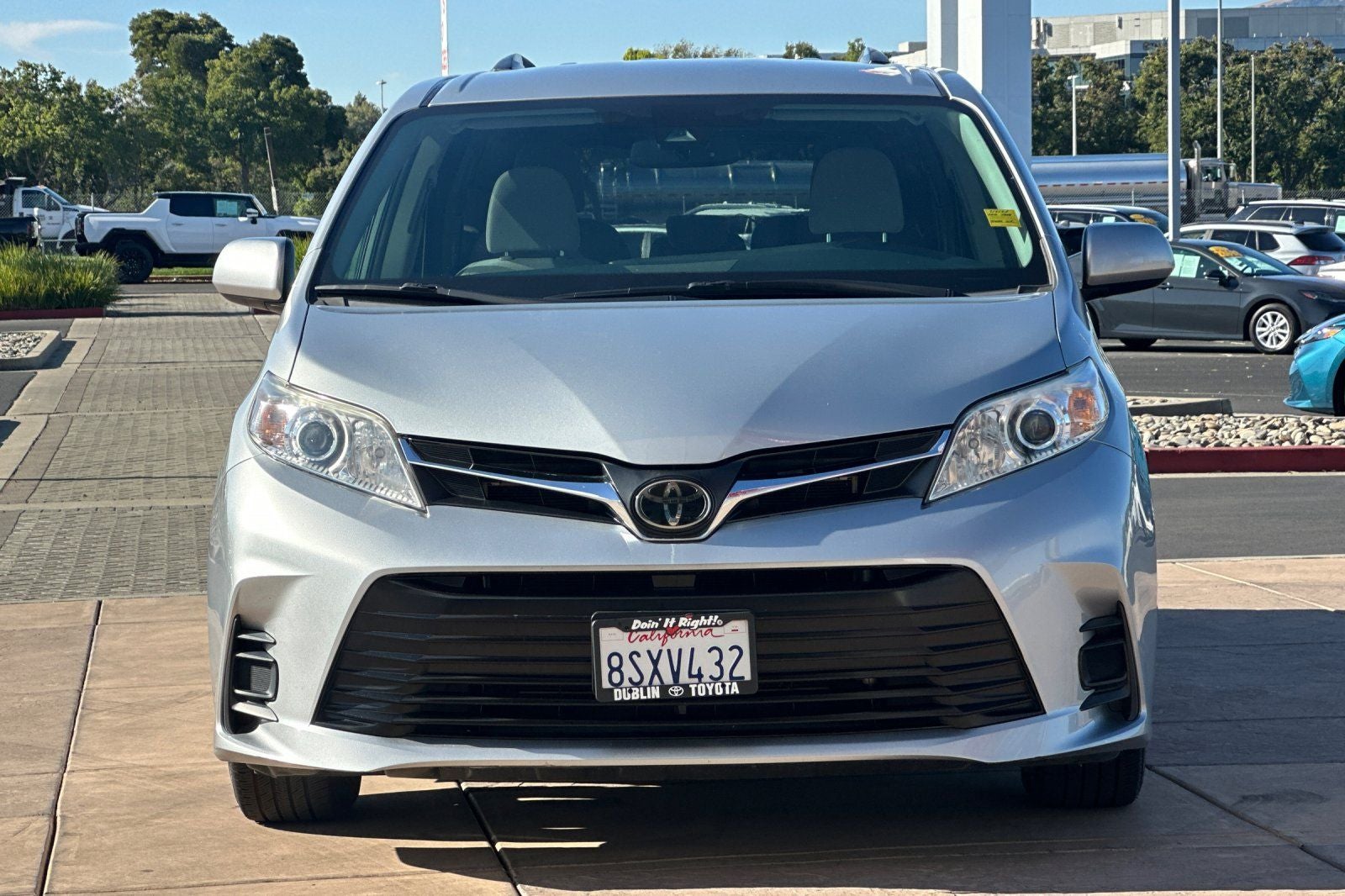 2020 Toyota Sienna LE 8 Passenger