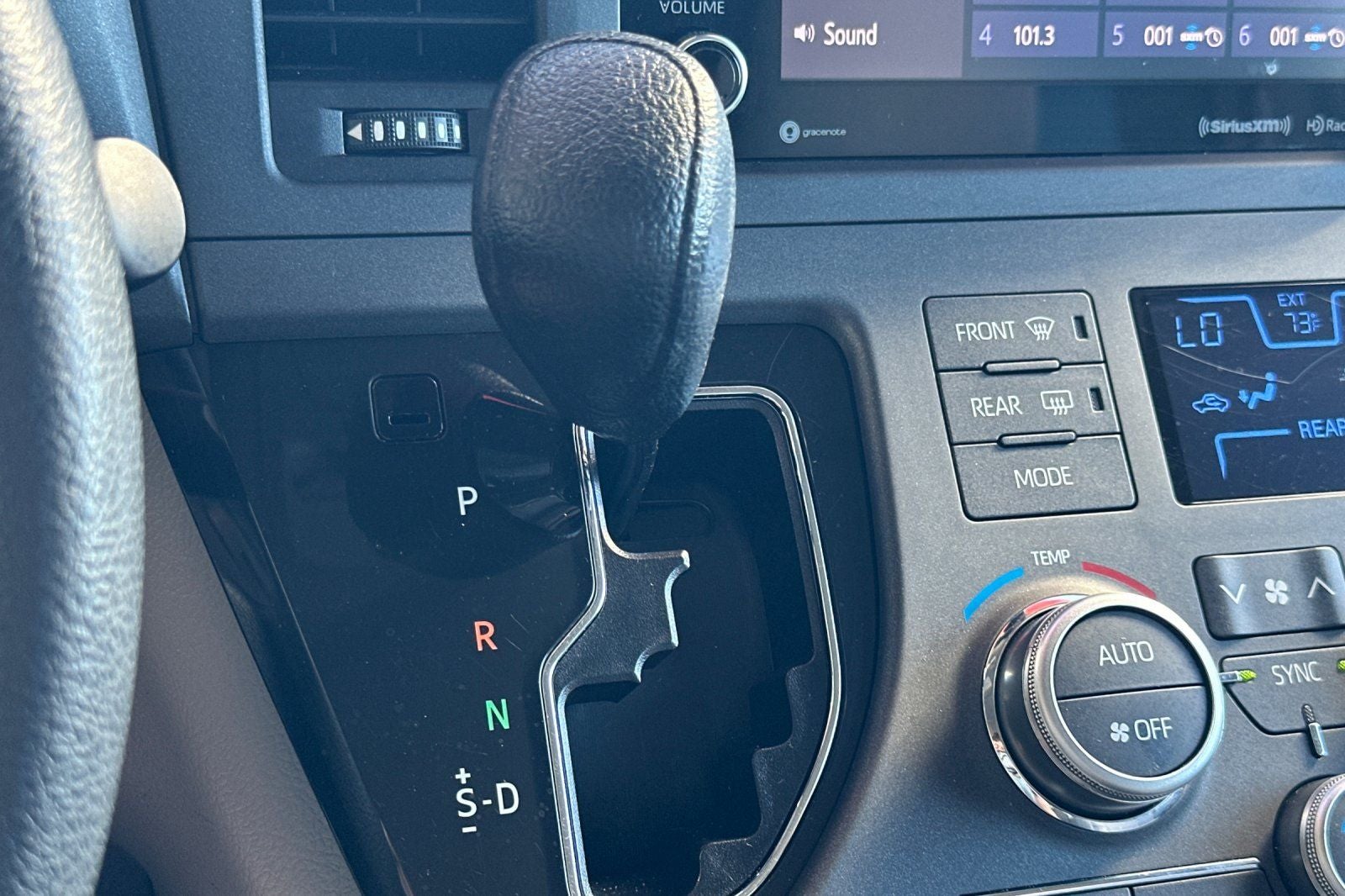 2020 Toyota Sienna LE 8 Passenger