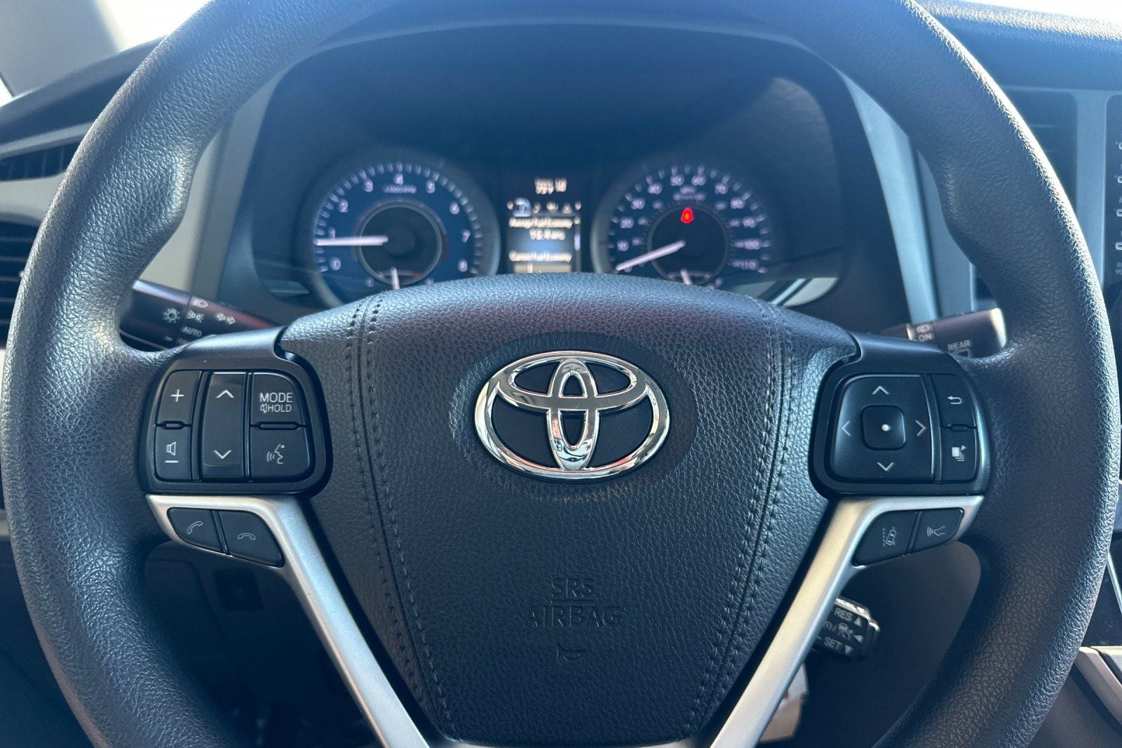 2020 Toyota Sienna LE 8 Passenger