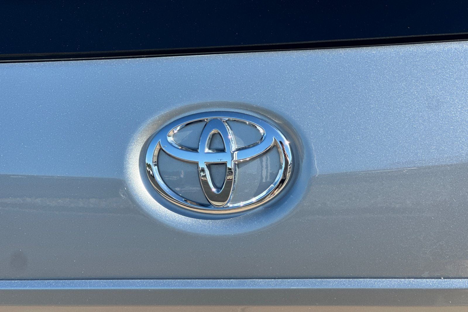 2020 Toyota Sienna LE 8 Passenger