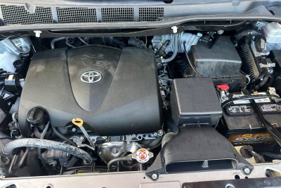 2020 Toyota Sienna LE 8 Passenger