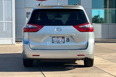 2020 Toyota Sienna LE 8 Passenger
