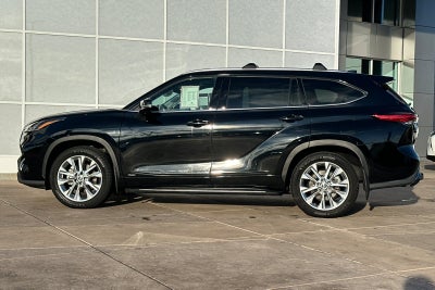 2022 Toyota Highlander Hybrid Limited