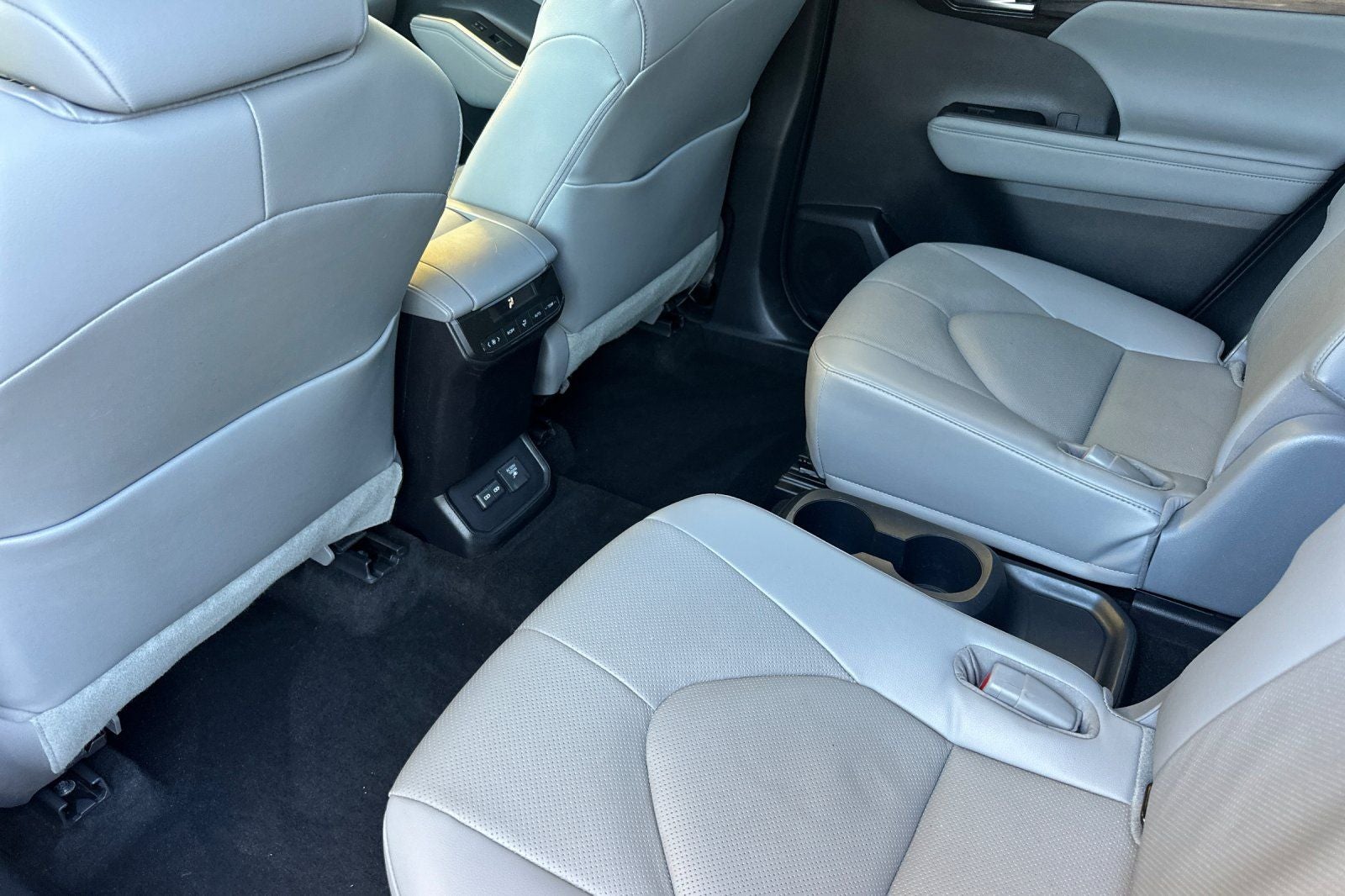 2023 Toyota Highlander Hybrid Limited