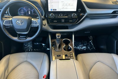 2023 Toyota Highlander Hybrid Limited