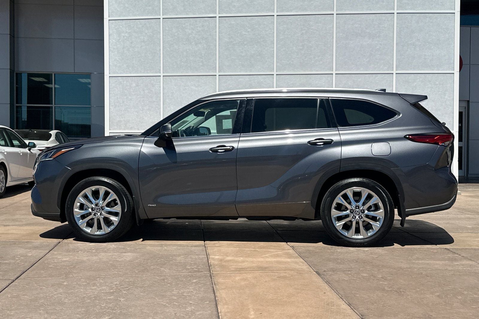 2023 Toyota Highlander Hybrid Limited