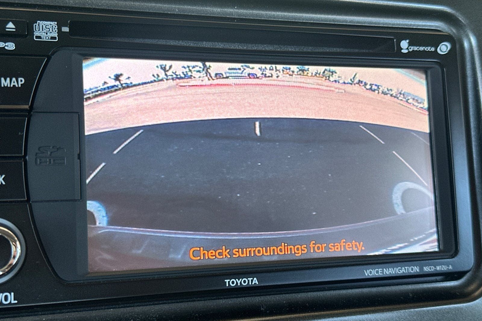 2014 Toyota Sienna SE 8 Passenger