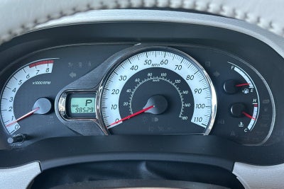 2014 Toyota Sienna SE 8 Passenger