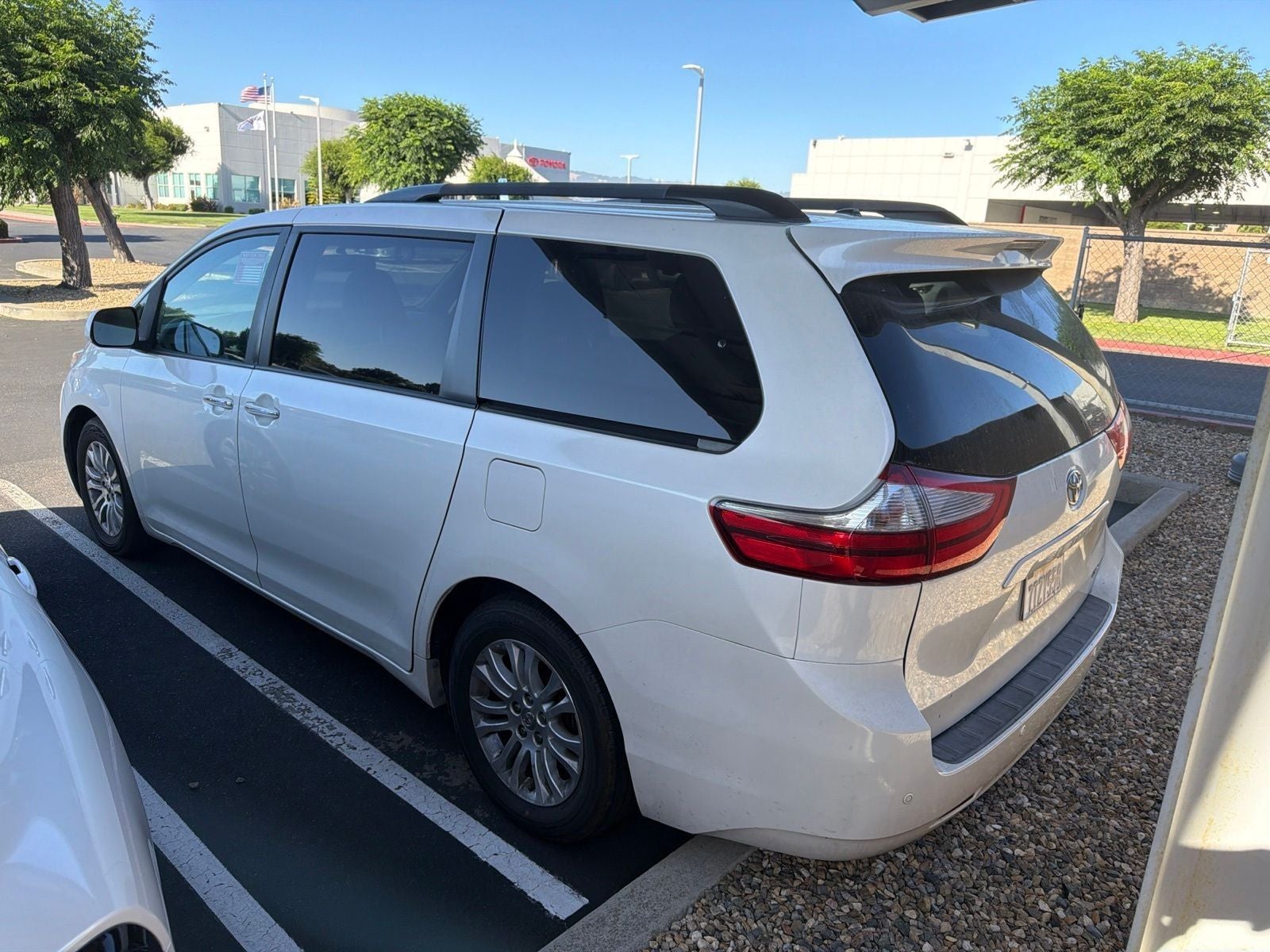 2016 Toyota Sienna XLE 8 Passenger