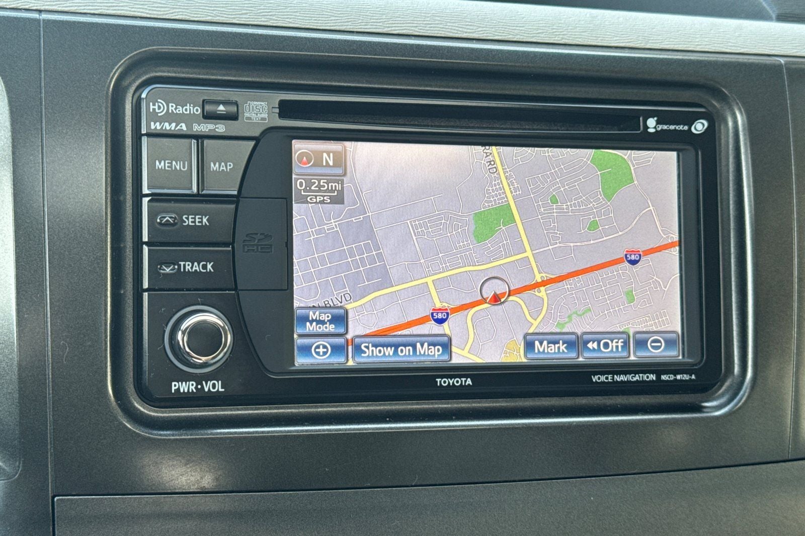 2014 Toyota Sienna XLE 8 Passenger