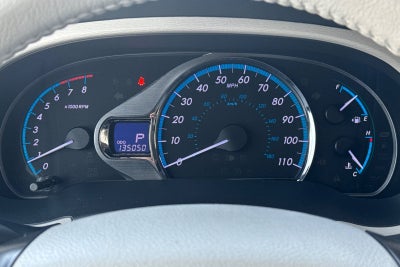 2014 Toyota Sienna XLE 8 Passenger