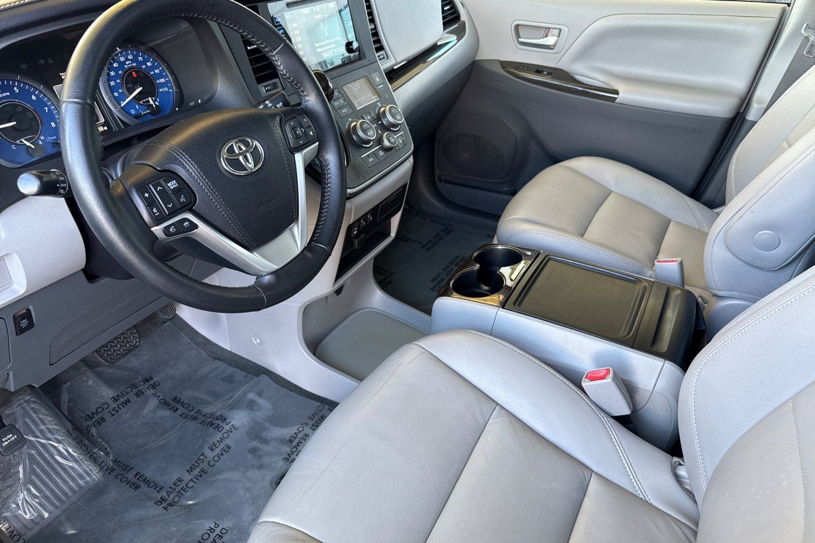 2015 Toyota Sienna XLE