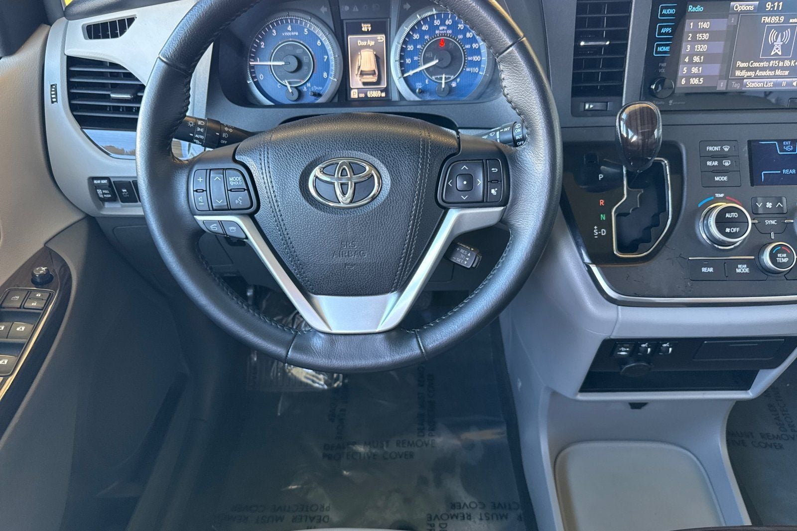 2015 Toyota Sienna XLE