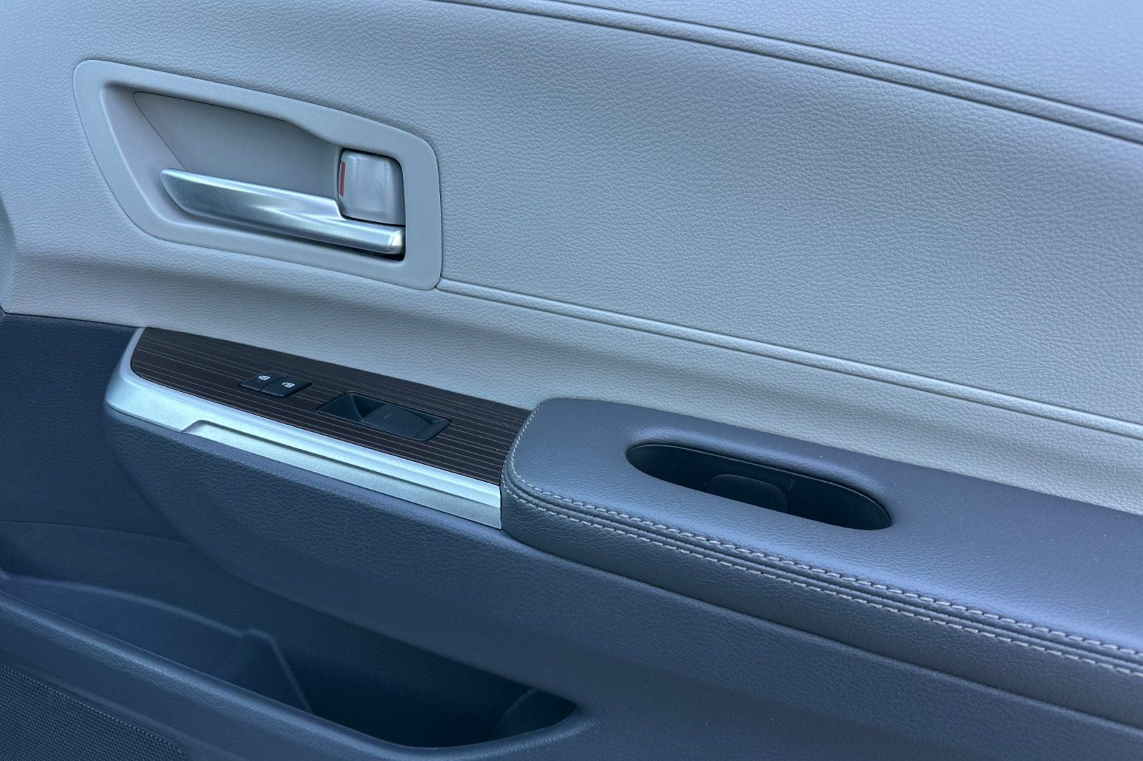 2022 Toyota Sienna XLE 8 Passenger