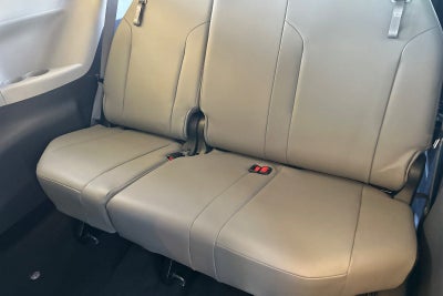 2022 Toyota Sienna XLE 8 Passenger
