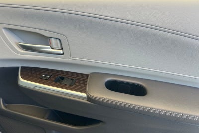 2022 Toyota Sienna XLE 8 Passenger