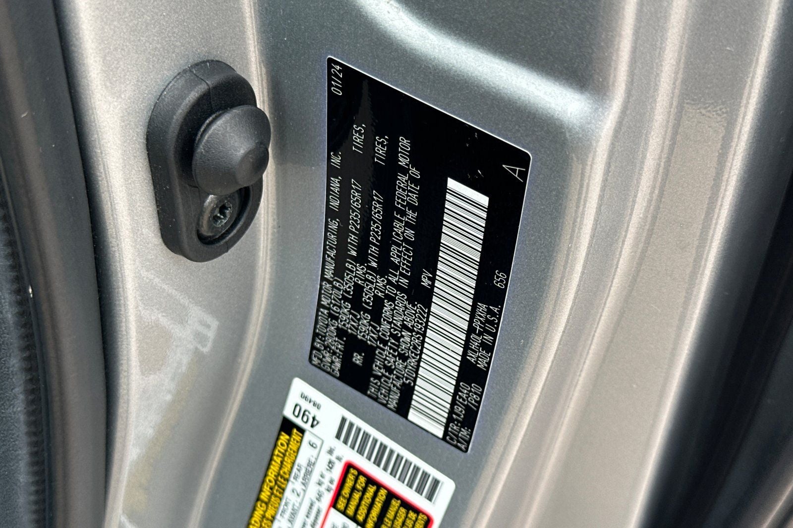 2024 Toyota Sienna XLE 8 Passenger