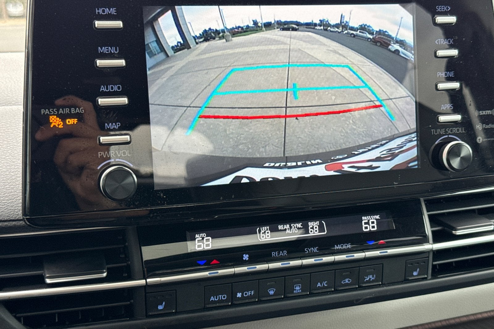 2024 Toyota Sienna XLE 8 Passenger