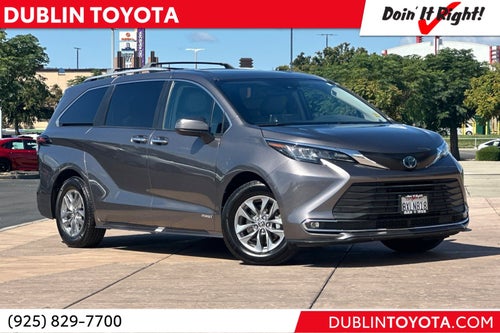 2021 Toyota Sienna XLE 8 Passenger