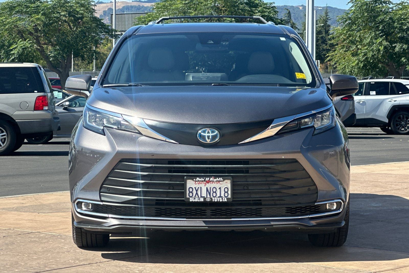 2021 Toyota Sienna XLE 8 Passenger