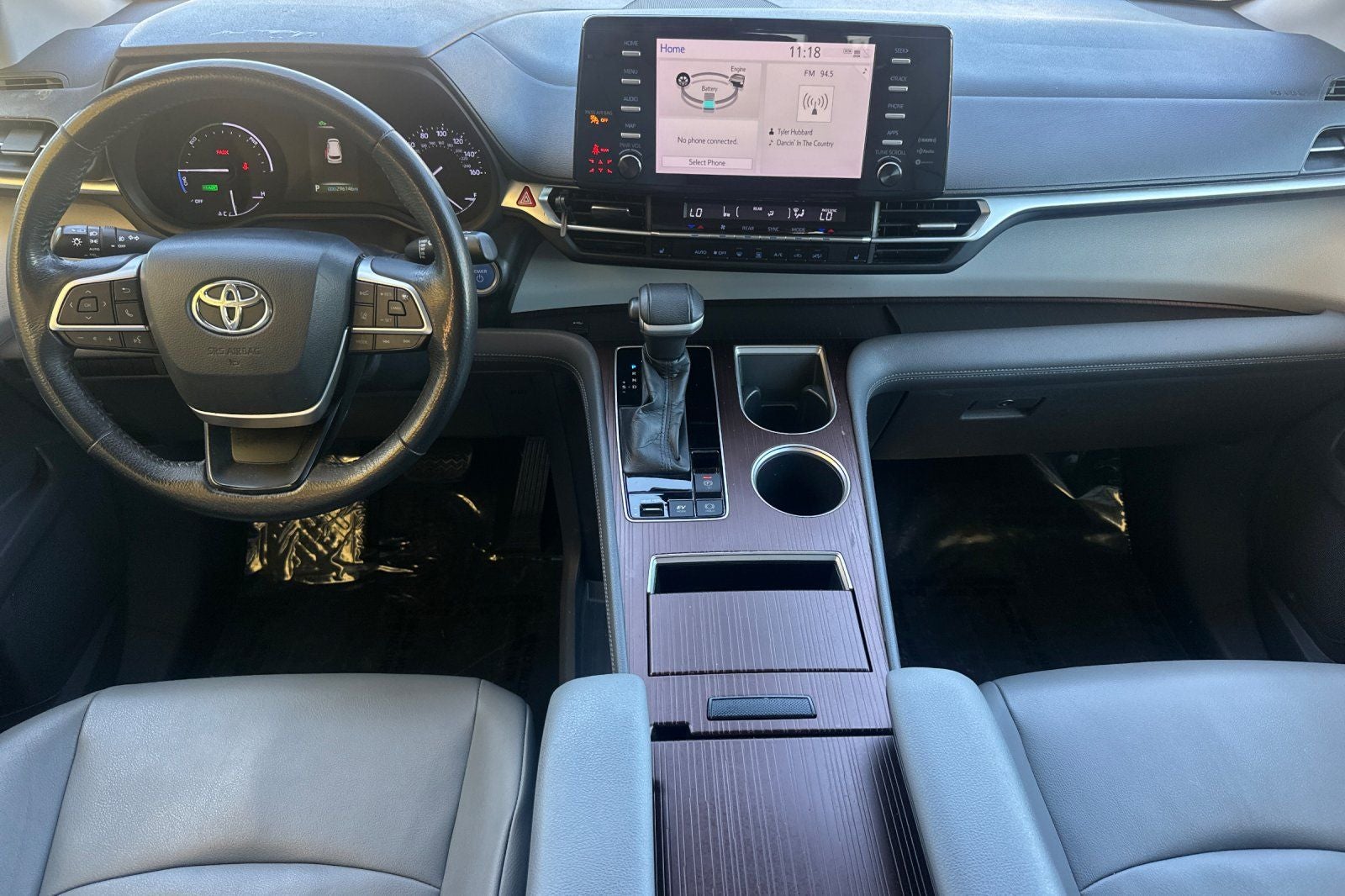 2021 Toyota Sienna XLE 8 Passenger