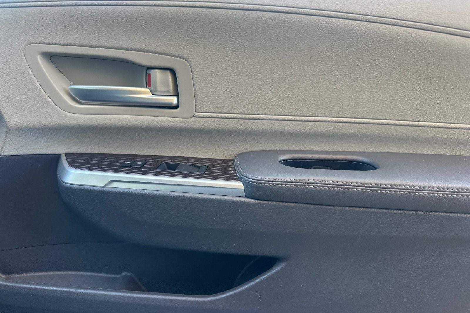 2021 Toyota Sienna XLE 8 Passenger