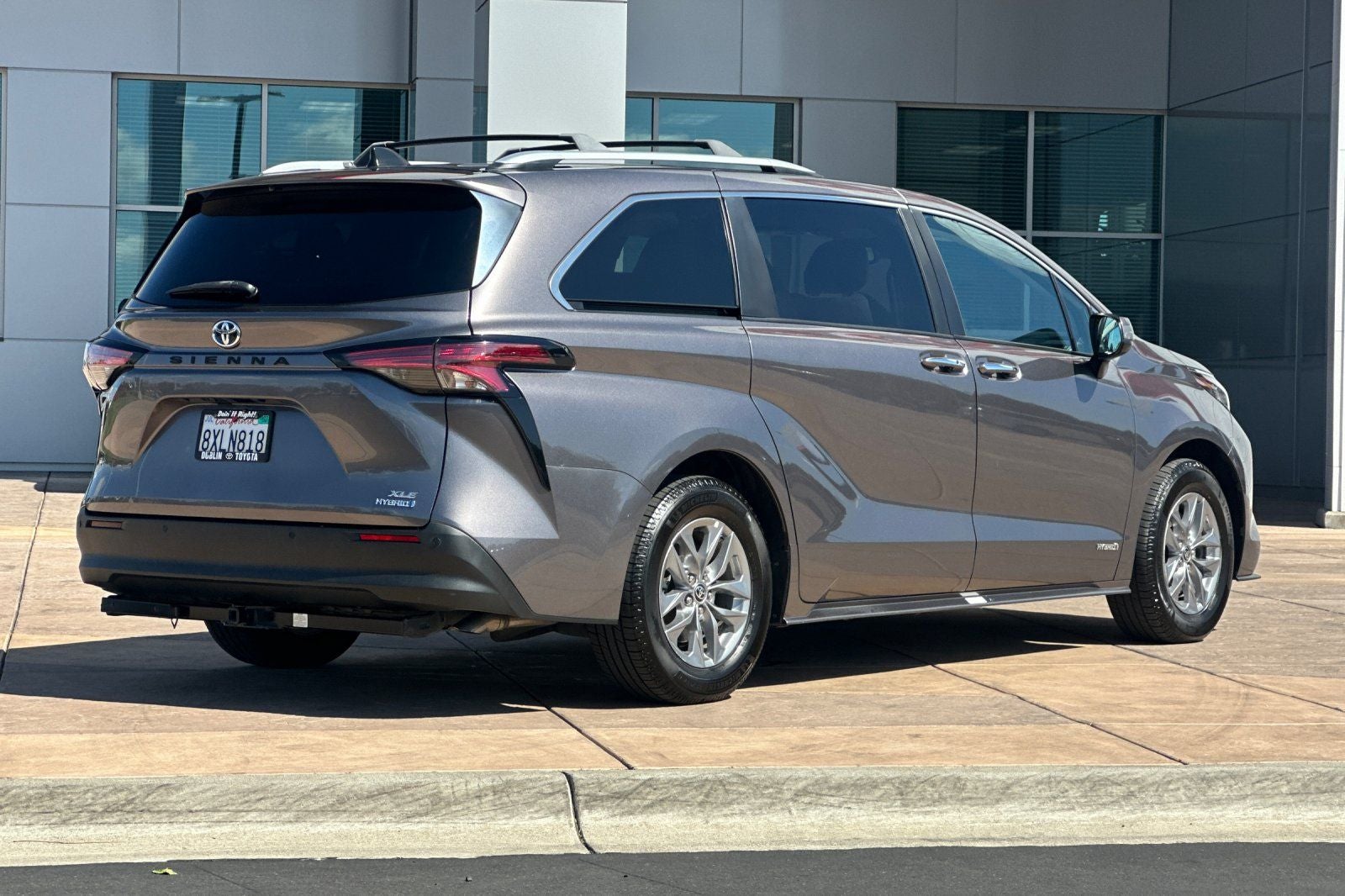 2021 Toyota Sienna XLE 8 Passenger