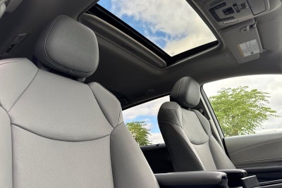 2023 Toyota Sienna XLE 8 Passenger