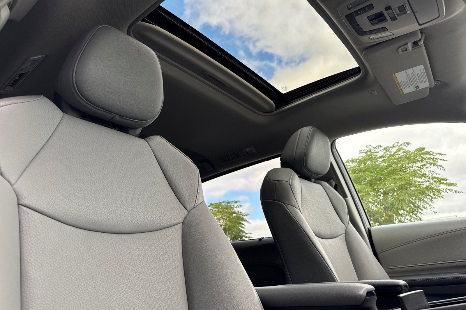 2023 Toyota Sienna XLE 8 Passenger