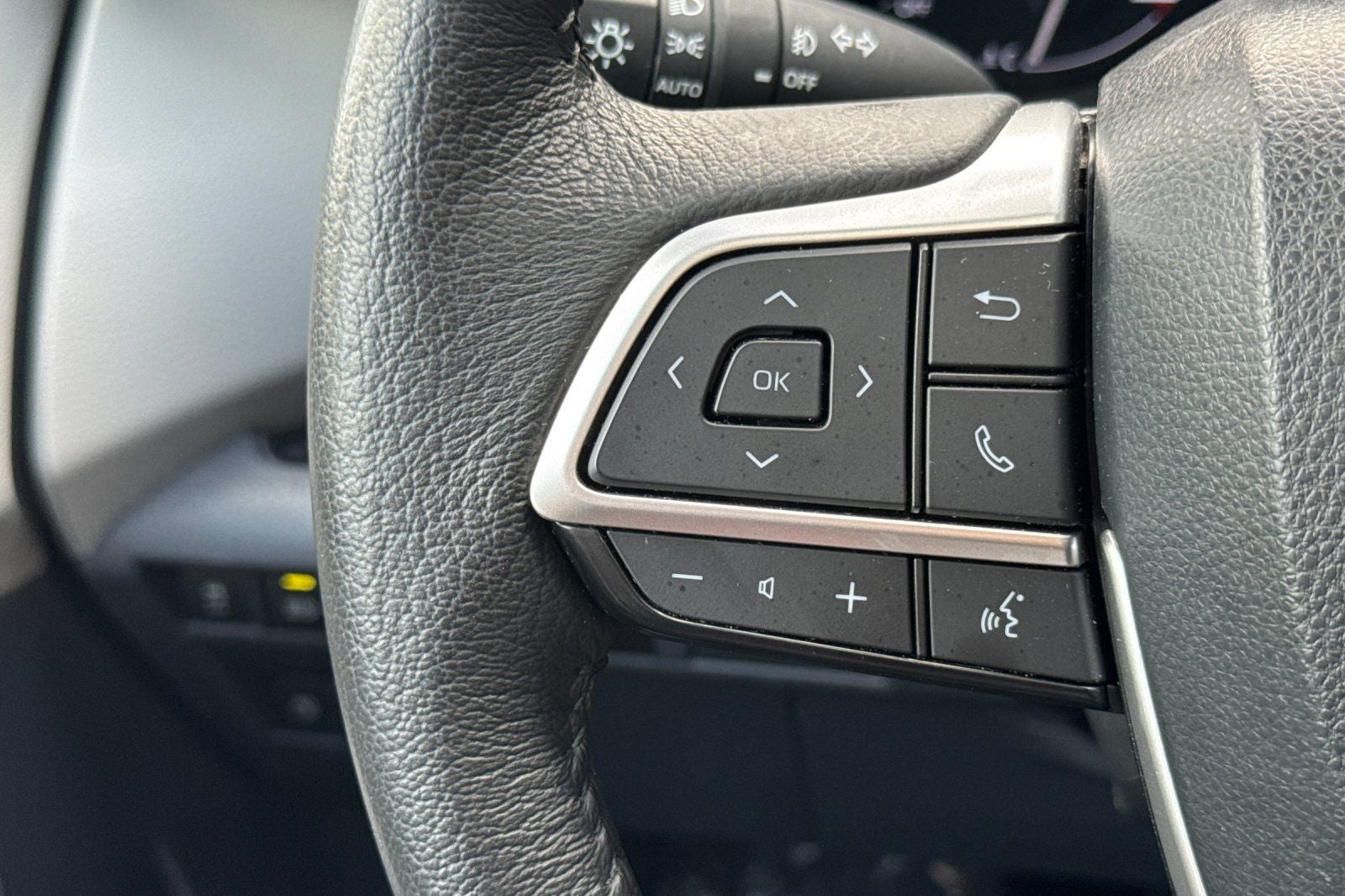 2023 Toyota Sienna XLE 8 Passenger