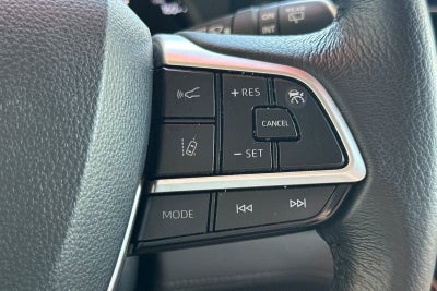 2024 Toyota Sienna XLE 8 Passenger
