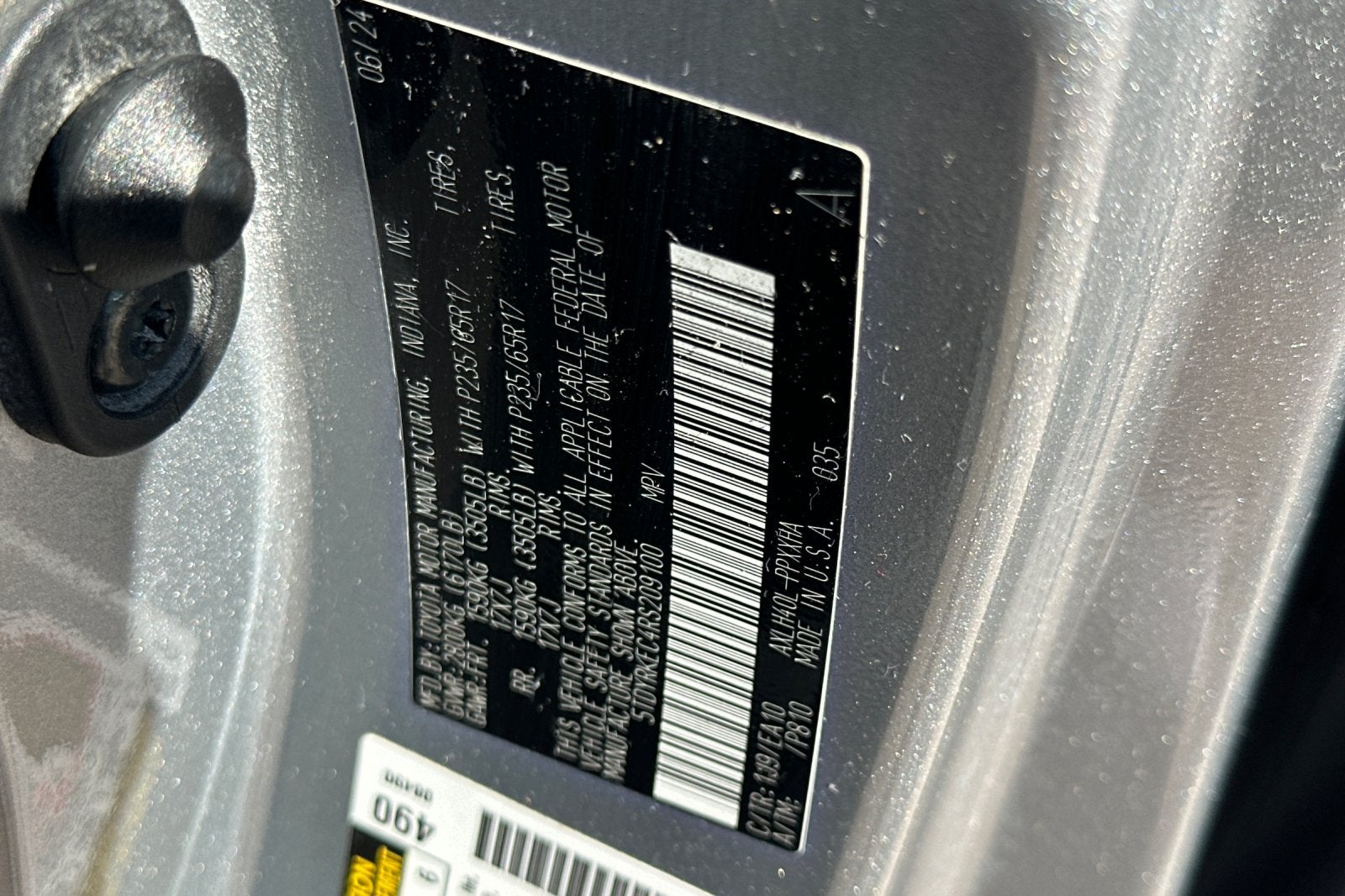 2024 Toyota Sienna XLE 8 Passenger