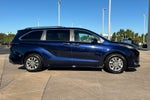 2023 Toyota Sienna XLE 8 Passenger